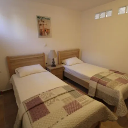 Blue Xenia - 3 * Chrisi Akti (Paros)