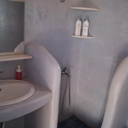 Blue Xenia - 3 Chrisi Akti (Paros)