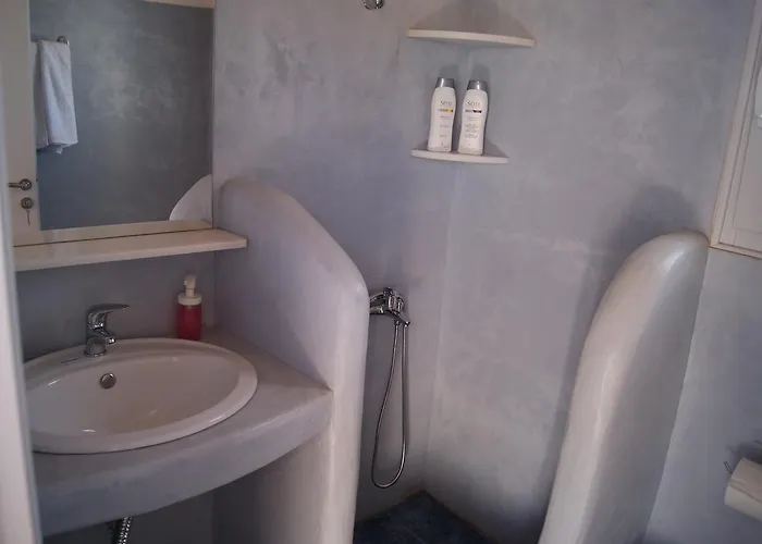 Blue Xenia - 3 Chrisi Akti (Paros)